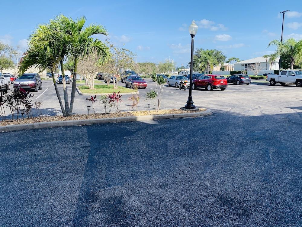 Quality Inn Palm Bay - Melbourne I-95 Luaran gambar